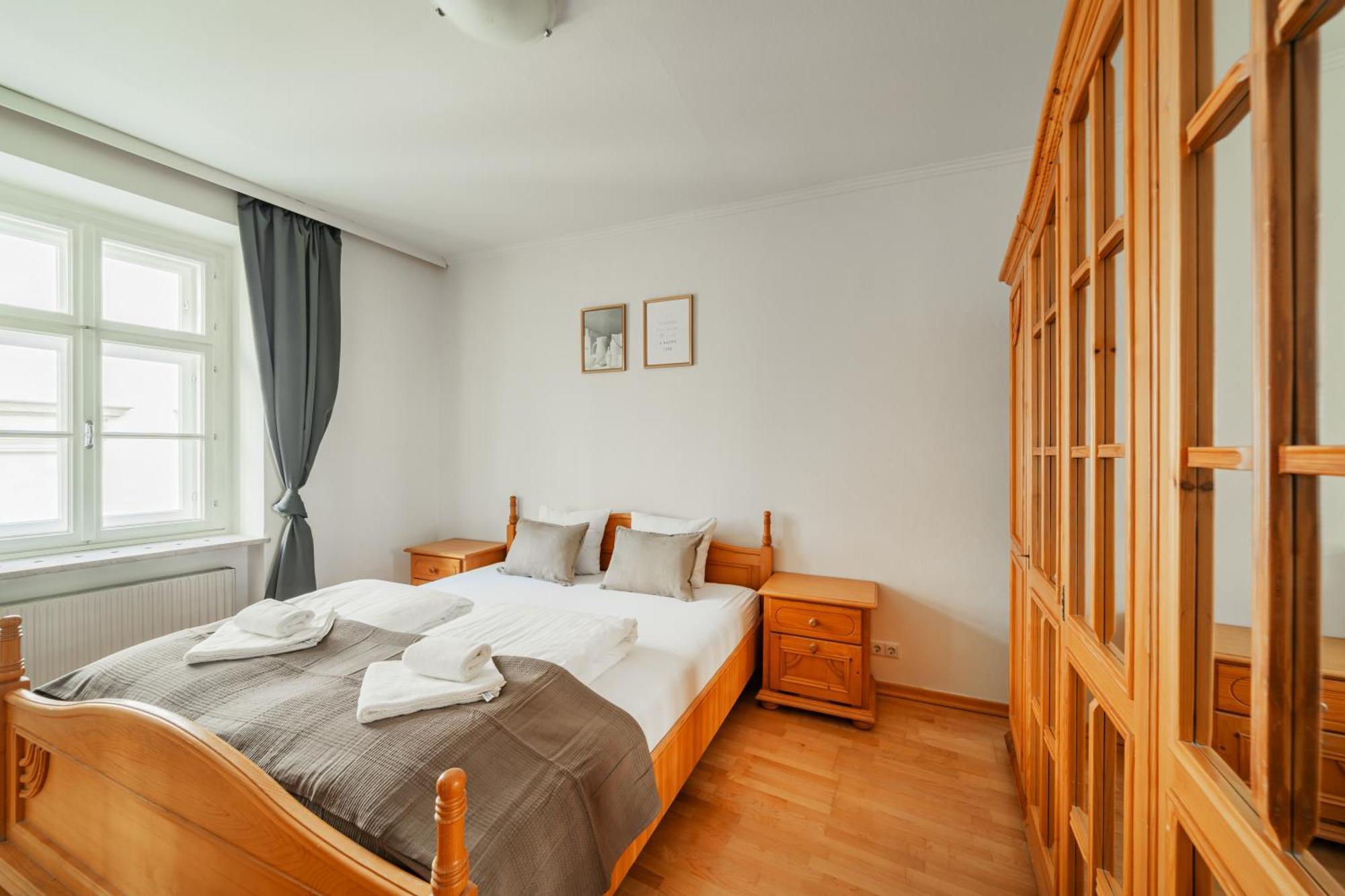 וינה Big Ceasars Volkstheater Close To City Center מראה חיצוני תמונה
